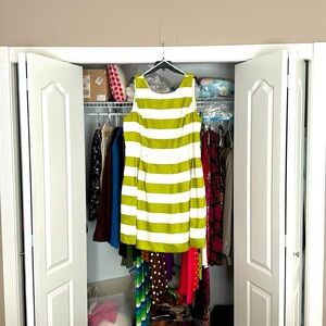 Beautiful chartreuse, green and cream dress 18W